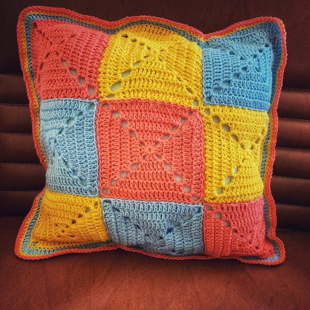 Kussenhoes in granny squares