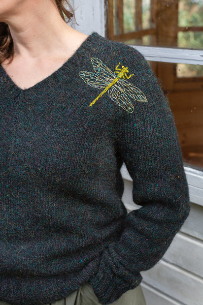 Breiboek - Embroidery on knits - Judit Gummlich- Laine (ENG)