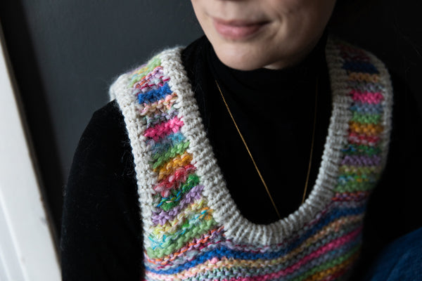 Breiboek - 52 weeks of Scrap Yarn: Projects for crafters - Laine (ENG)