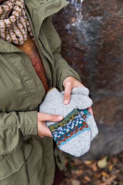 Breiboek - 52 weeks of Scrap Yarn: Projects for crafters - Laine (ENG)