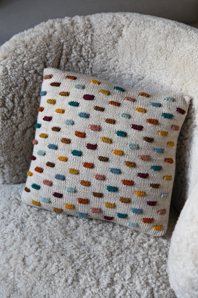 Breiboek - 52 weeks of Scrap Yarn: Projects for crafters - Laine (ENG)