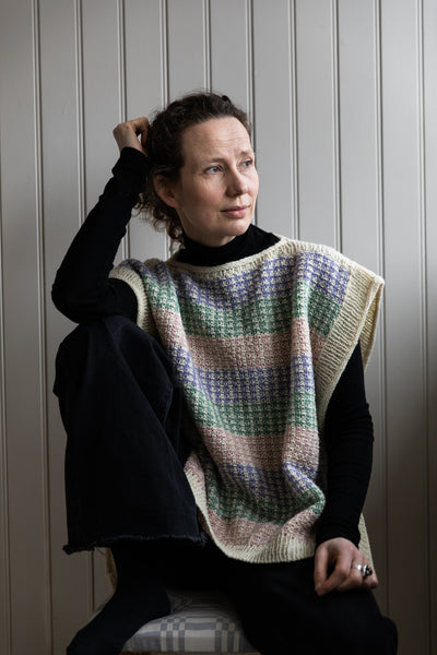 Breiboek - 52 weeks of Scrap Yarn: Projects for crafters - Laine (ENG)