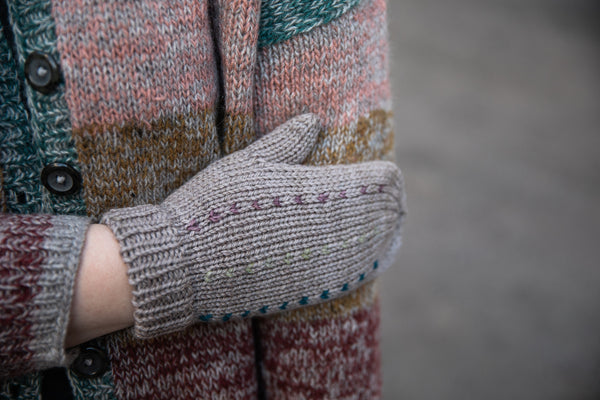 Breiboek - 52 weeks of Scrap Yarn: Projects for crafters - Laine (ENG)