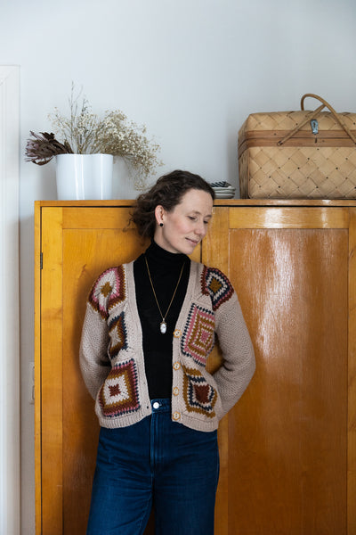 Breiboek - 52 weeks of Scrap Yarn: Projects for crafters - Laine (ENG)