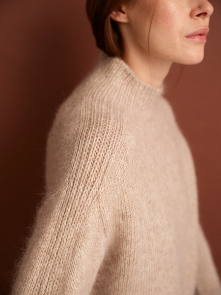 Breiboek - 52 weeks of sweaters - Laine (ENG)