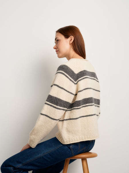 Breiboek - 52 weeks of sweaters - Laine (ENG)