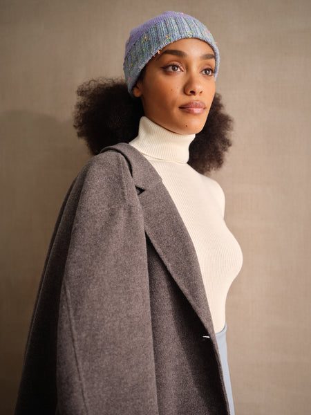 Breiboek - Beaded Colourwork: A Modern Approach to Knitting with Beads - Laine (ENG)