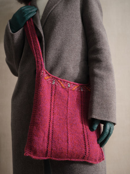 Breiboek - Beaded Colourwork: A Modern Approach to Knitting with Beads - Laine (ENG)