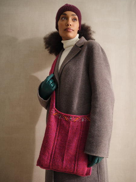 Breiboek - Beaded Colourwork: A Modern Approach to Knitting with Beads - Laine (ENG)