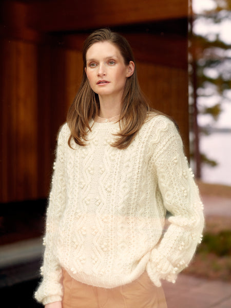 Breiboek - Entwined: Cables, Lace and knitted textures - Meiju Kallio  - Laine Publishing (ENG) (kopie)