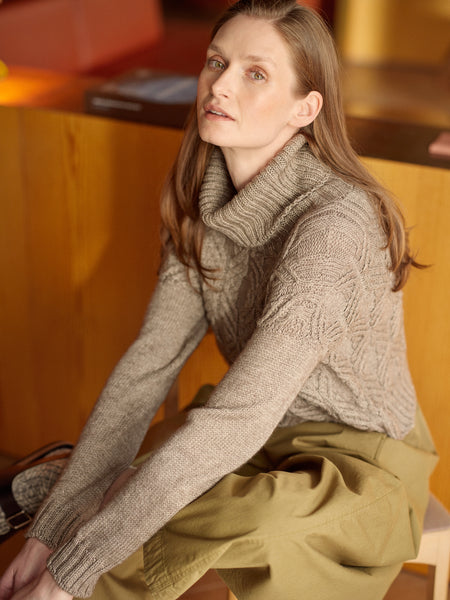 Breiboek - Entwined: Cables, Lace and knitted textures - Meiju Kallio  - Laine Publishing (ENG) (kopie)