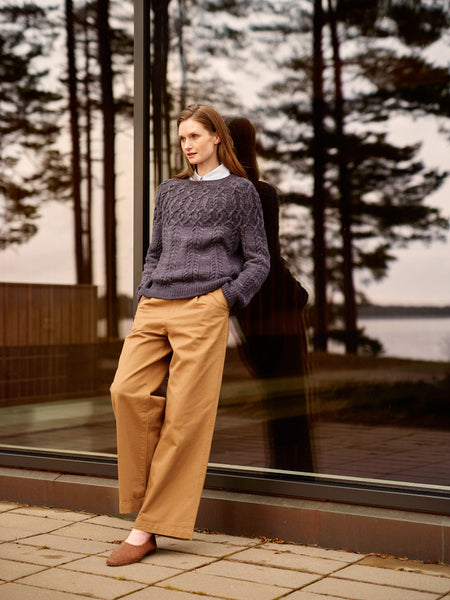 Breiboek - Entwined: Cables, Lace and knitted textures - Meiju Kallio  - Laine Publishing (ENG) (kopie)