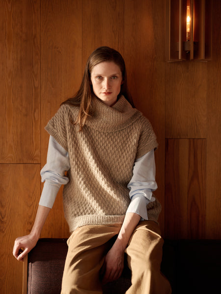 Breiboek - Entwined: Cables, Lace and knitted textures - Meiju Kallio  - Laine Publishing (ENG) (kopie)