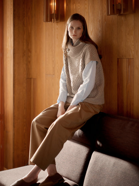 Breiboek - Entwined: Cables, Lace and knitted textures - Meiju Kallio  - Laine Publishing (ENG) (kopie)